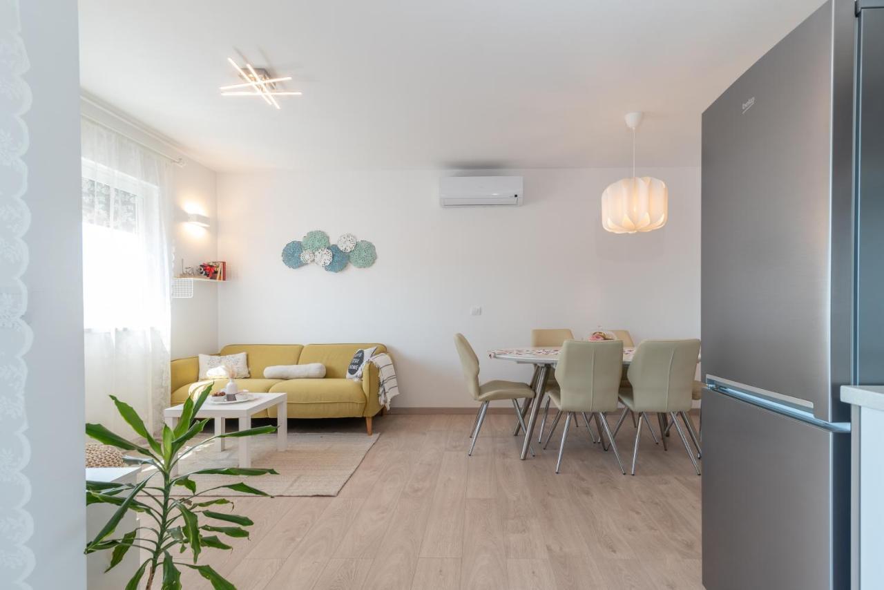 Apartman Lotos Daire Trogir Dış mekan fotoğraf