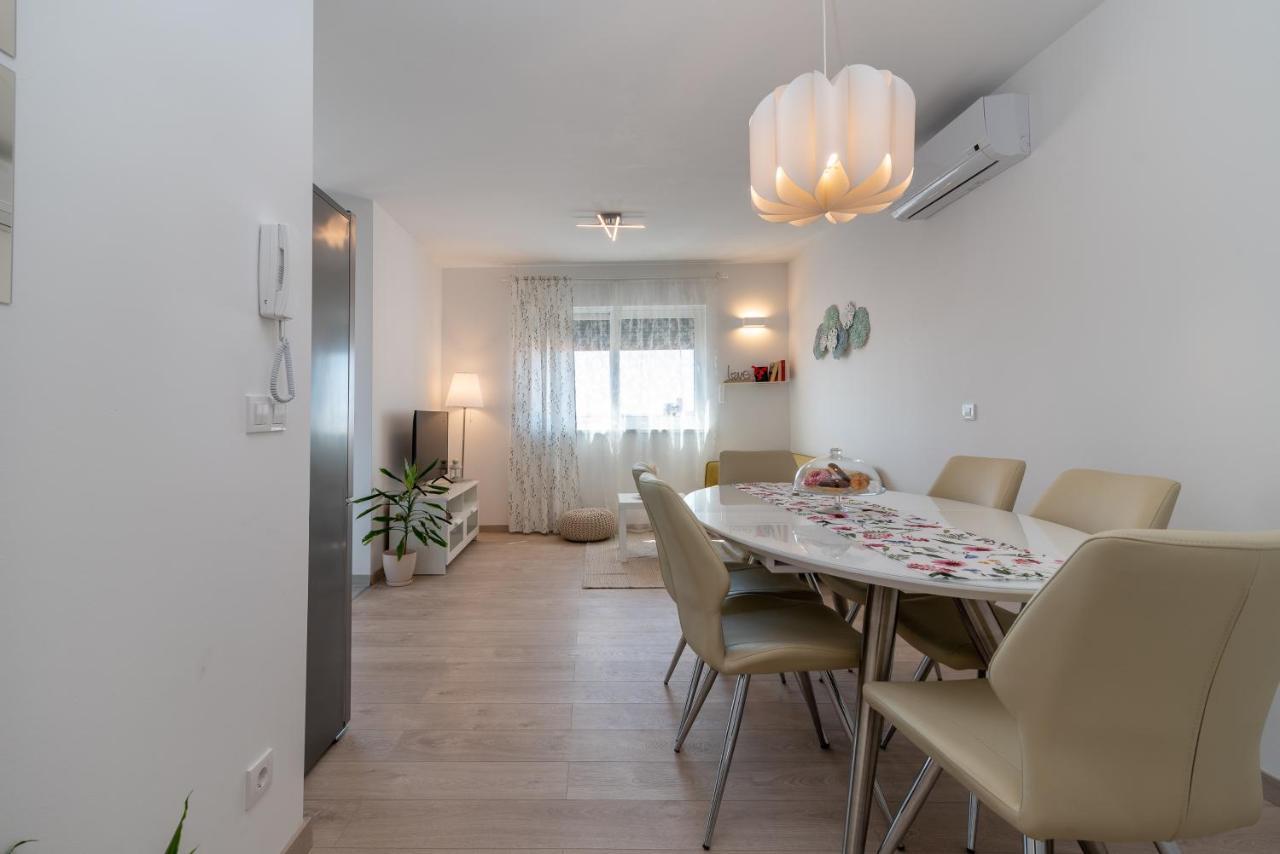 Apartman Lotos Daire Trogir Dış mekan fotoğraf