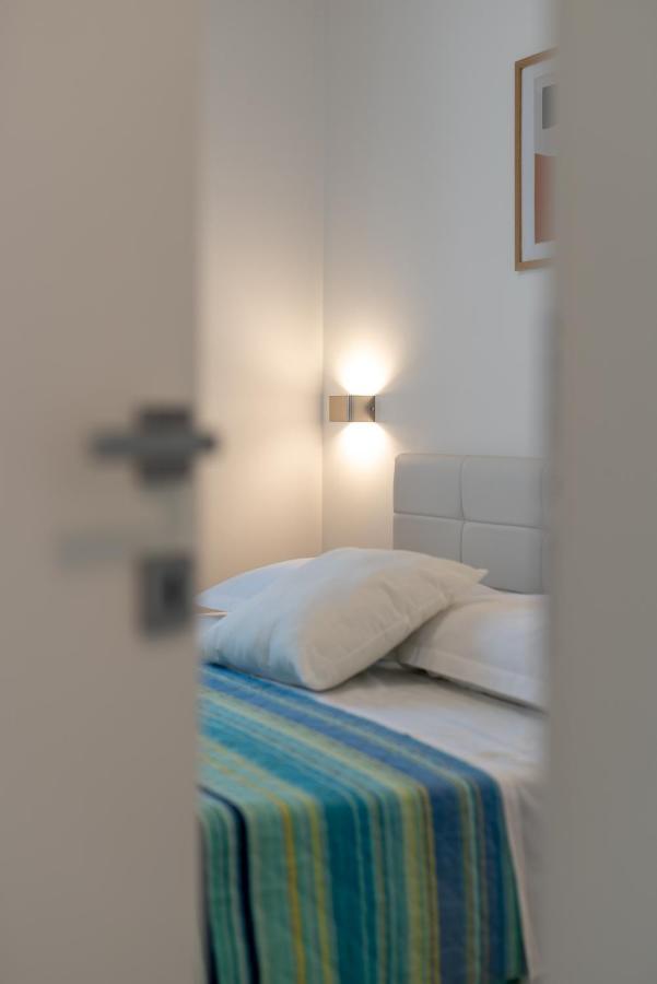 Apartman Lotos Daire Trogir Dış mekan fotoğraf